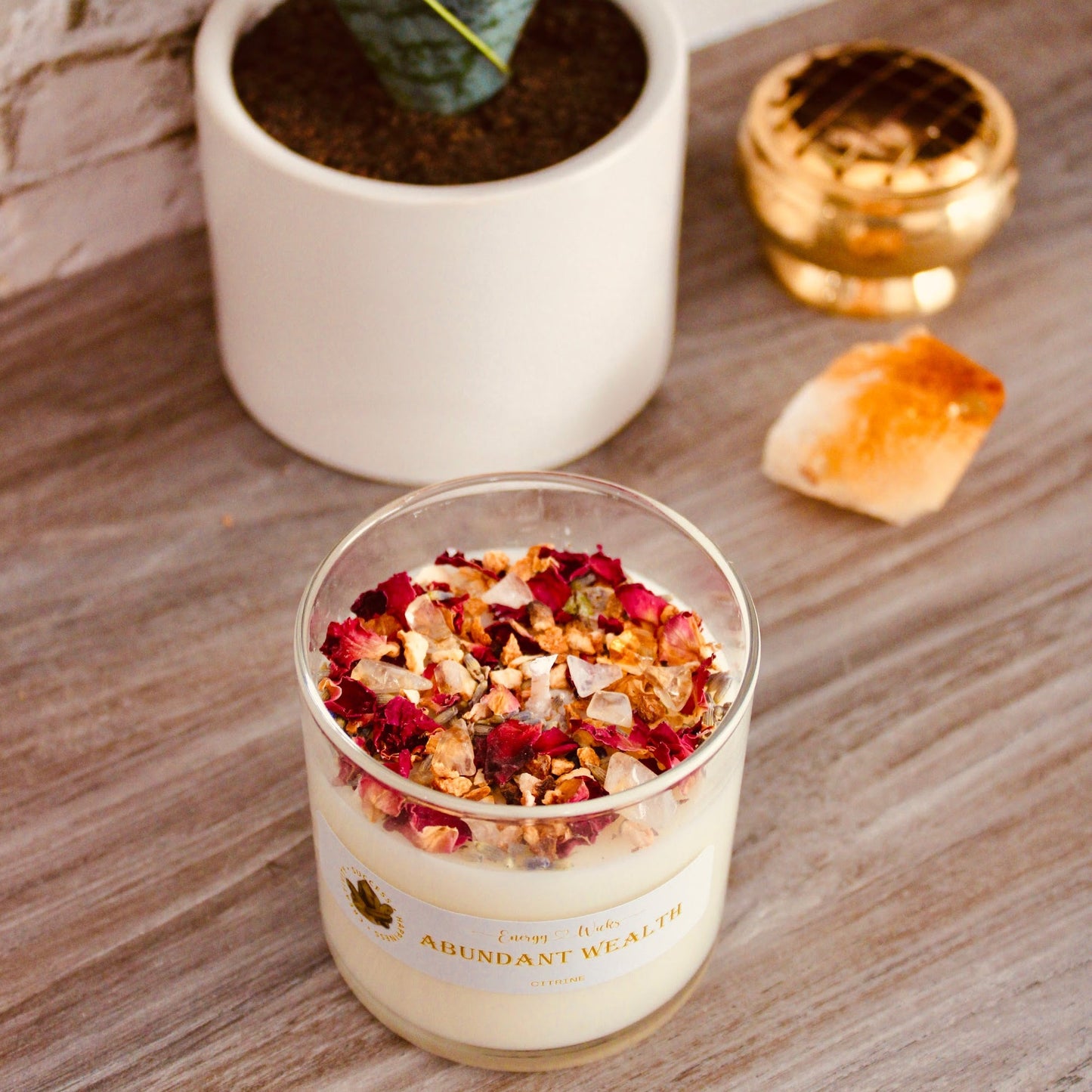 Wealth Crystal Intention Candle – Prosperity & Abundance Ritual Candle