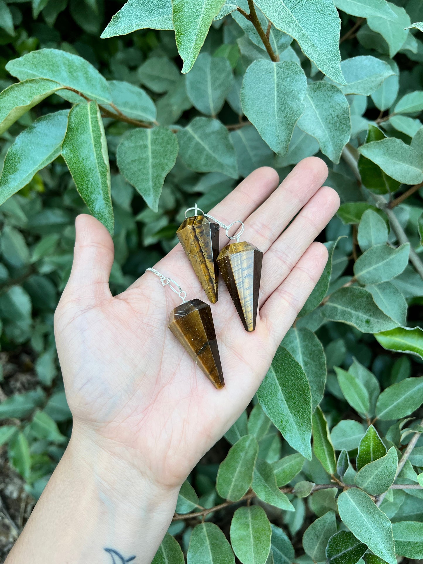 Tiger’s Eye Crystal Pendulum – Grounding & Protection Divination Tool