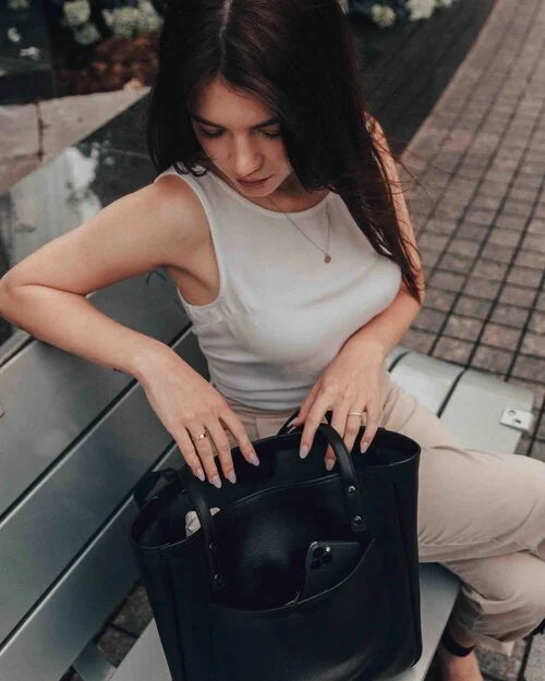 The Classic Leather Tote