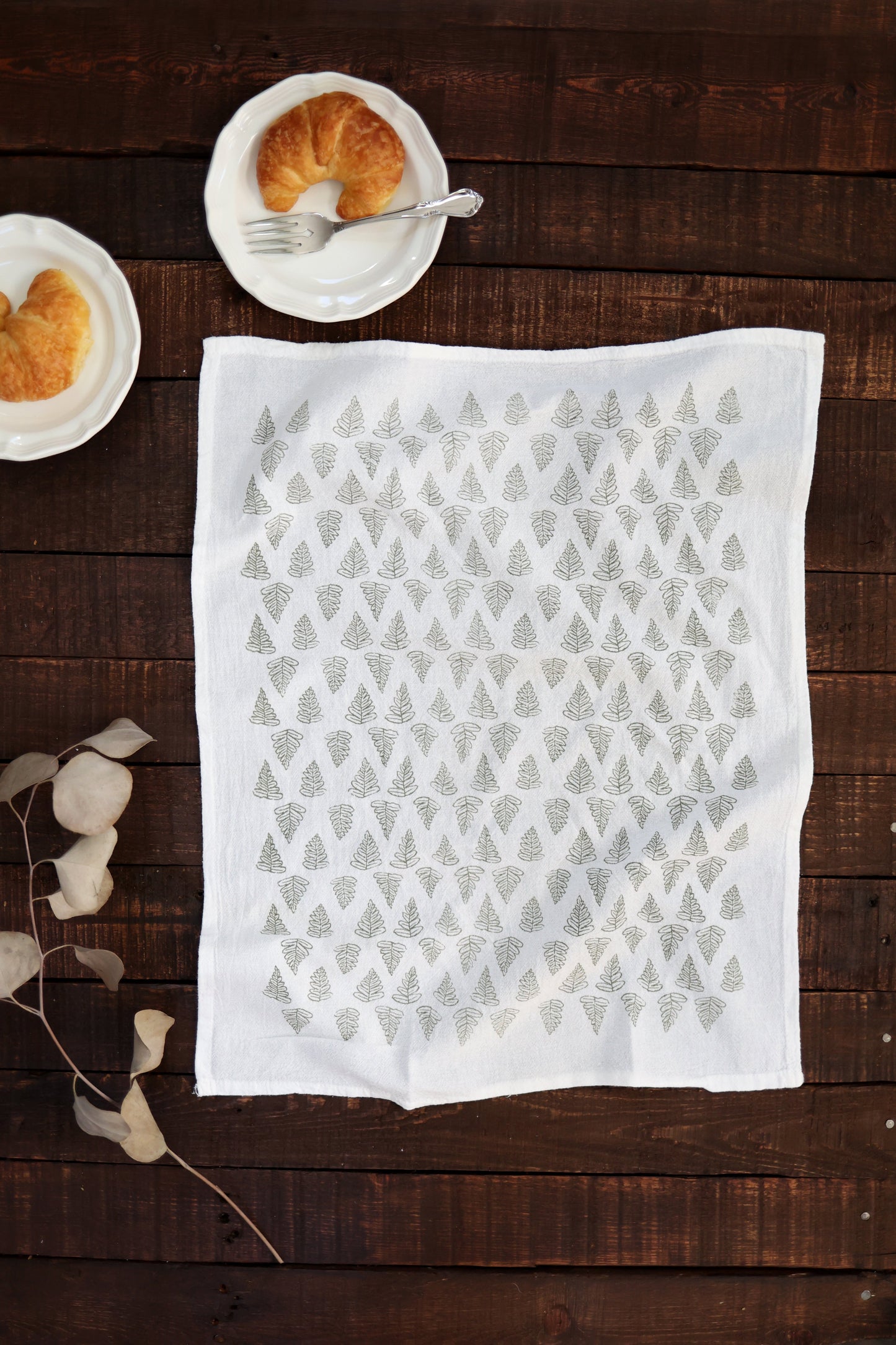 Fern Pattern Tea Towel by Jubilee Trading Company