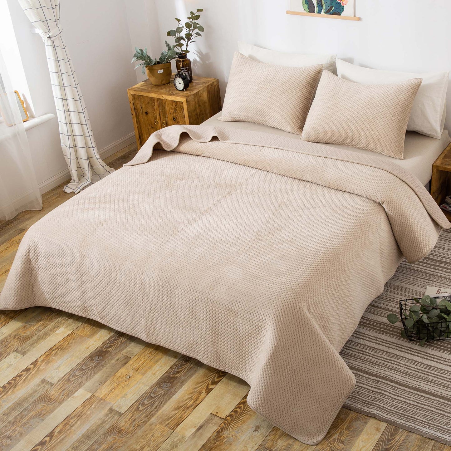 Kasentex Ultra Soft Plush Poly-Velvet Quilt Set, Queen, King, Room Decor, Graduation Gifts, Fathers Day Gift