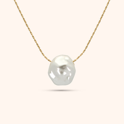 Luster Pearl Necklace