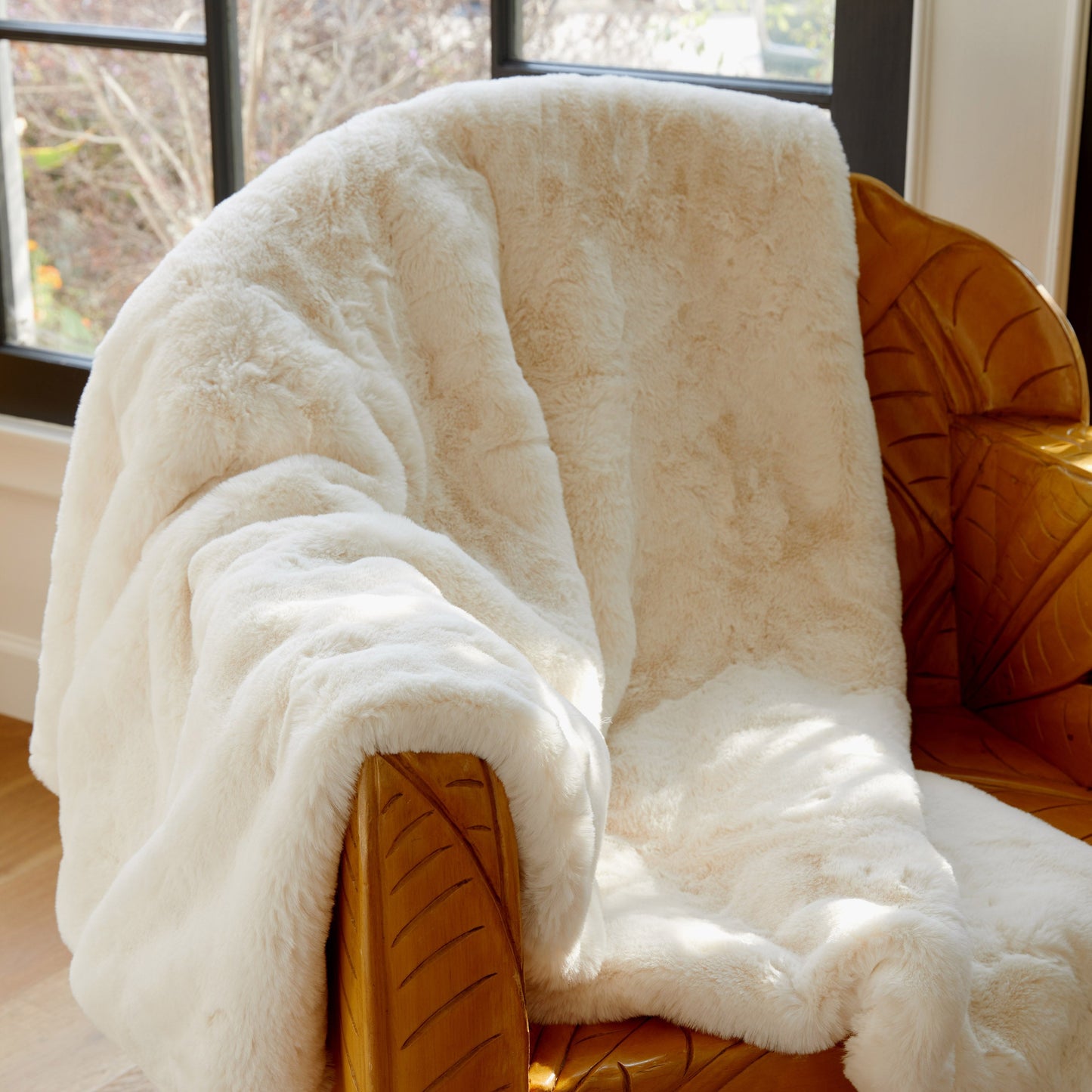 Supercloud Faux Fur Throw by Italic