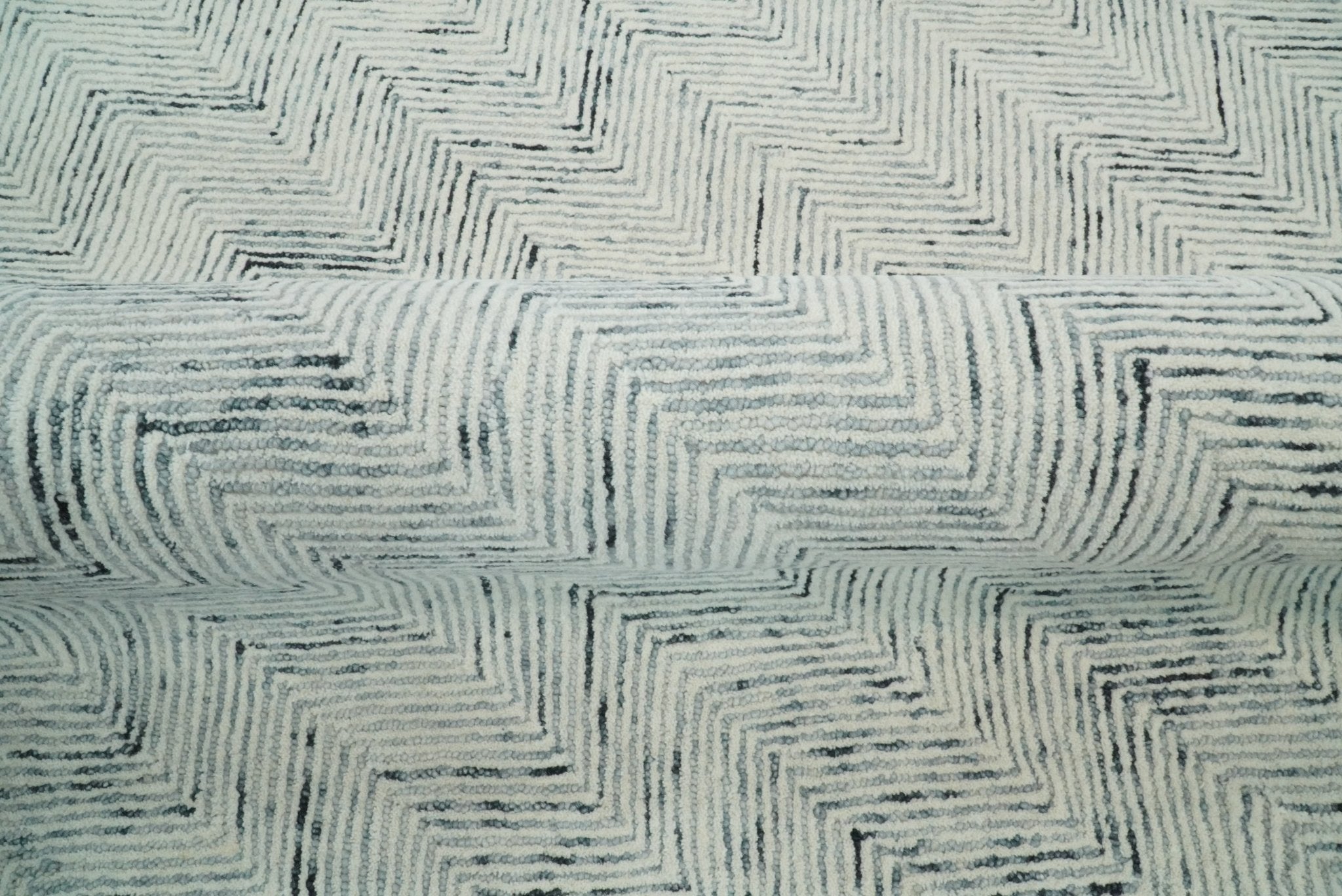 Modern Style Hand Tufted Blue and Ivory Area Rug
