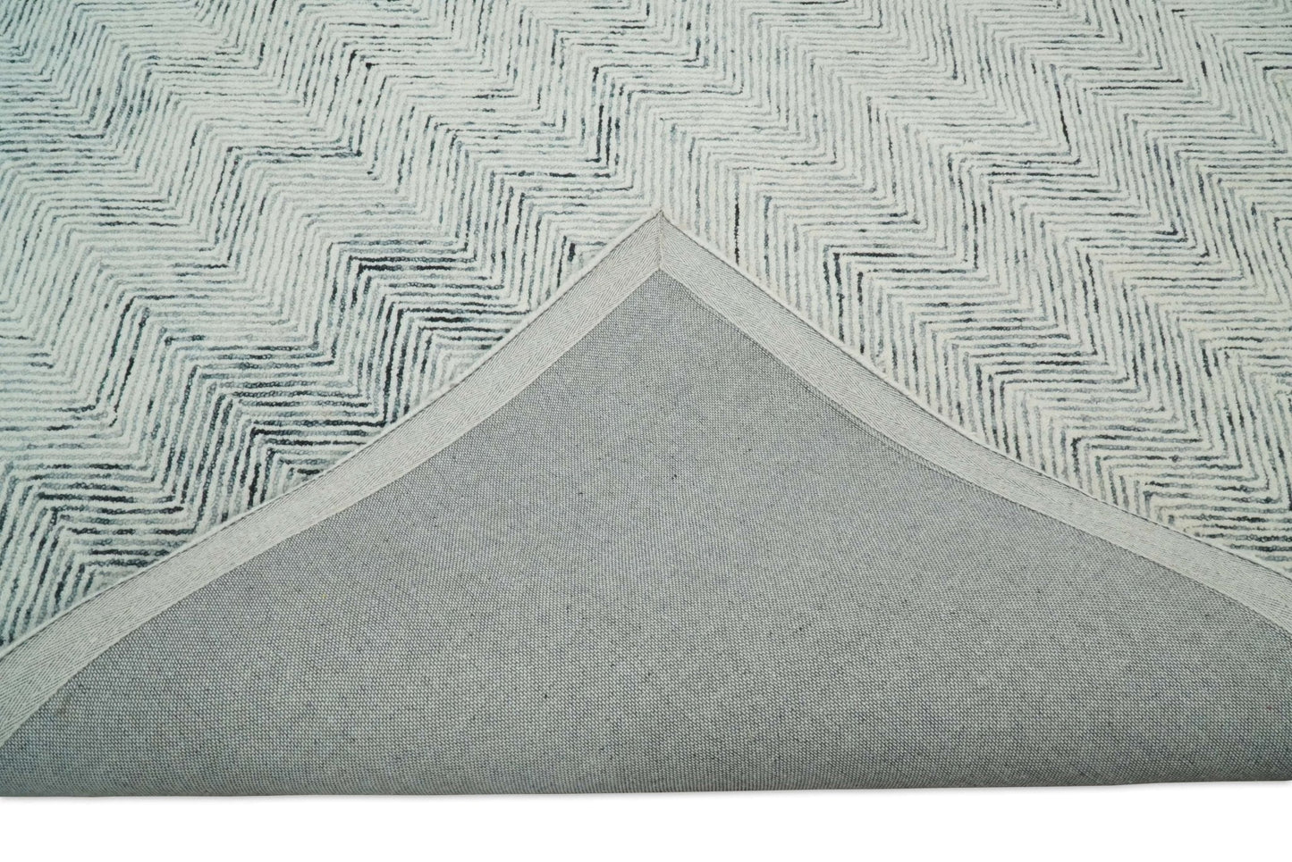 Modern Style Hand Tufted Blue and Ivory Area Rug