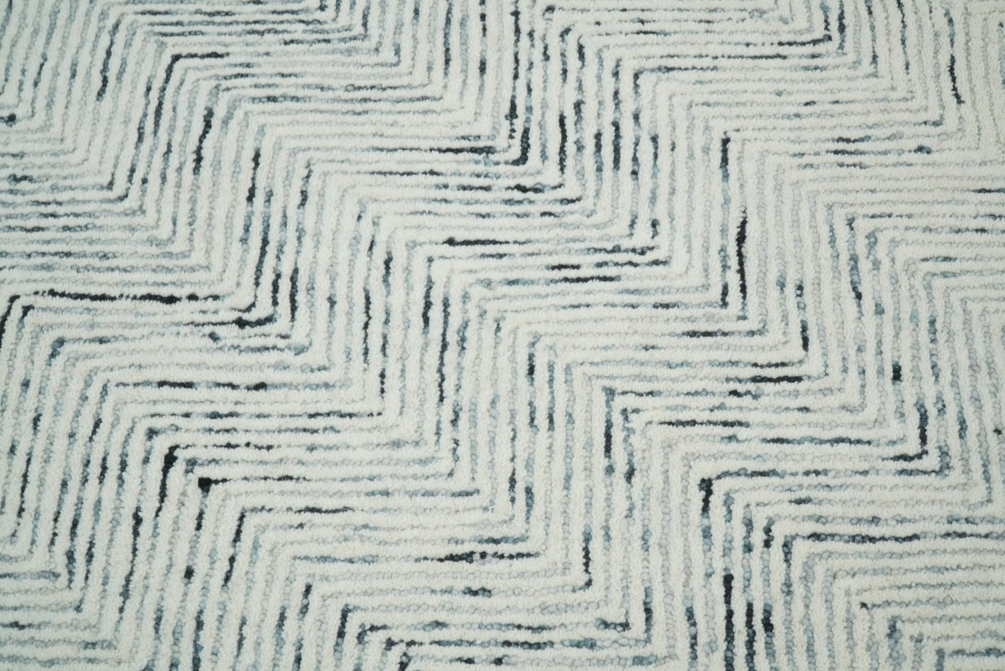 Modern Style Hand Tufted Blue and Ivory Area Rug
