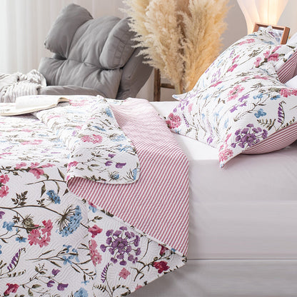 Kasentex Spring Floral Quilt Set - Lightweight & Reversible - Cozy & Stylish Bedding - Machine Washable, Room Decor, Graduation Gifts