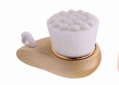 Facial Brush with Bamboo Handle by Choixe