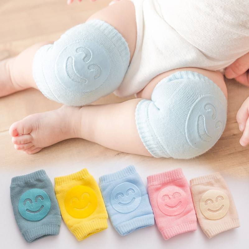 Safe and Soft Baby Knee Pads by Plushy Planet