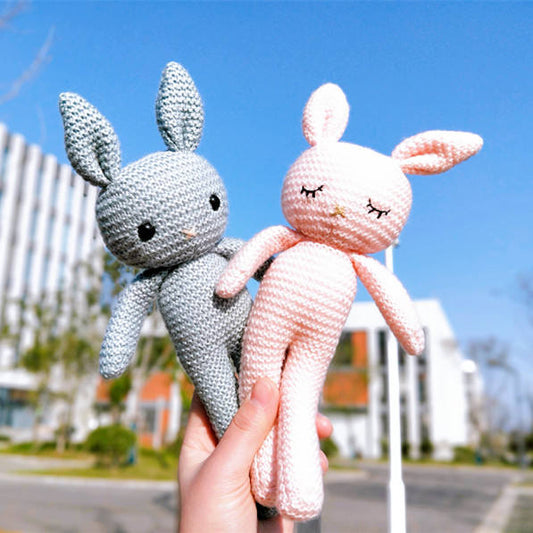 Bunny Amigurumi: Adorable Crochet Toy by Plushy Planet