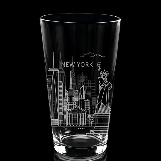 New York, NY Skyline Pint Glass