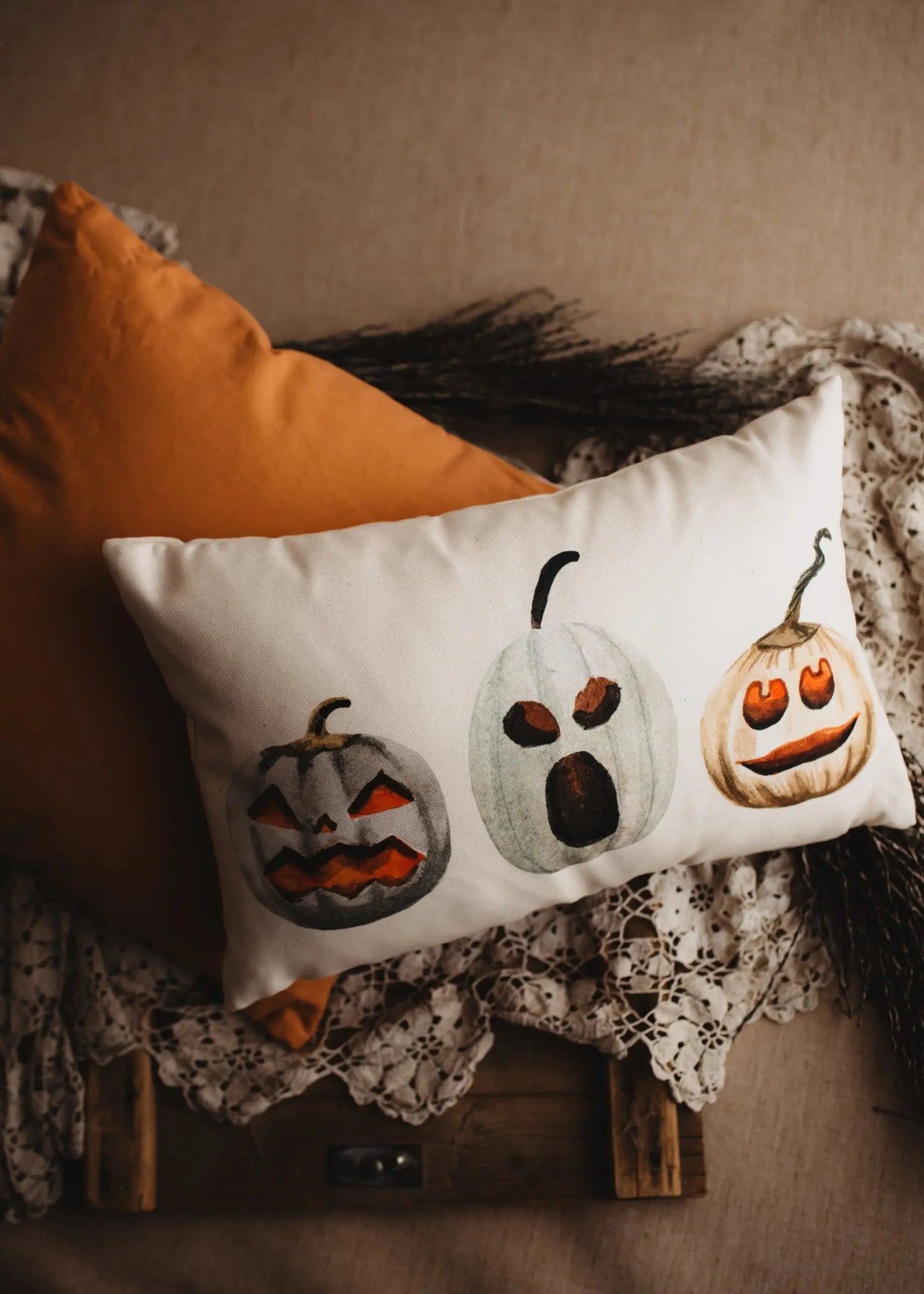 Primitive Pumpkin Decor Throw Pillow