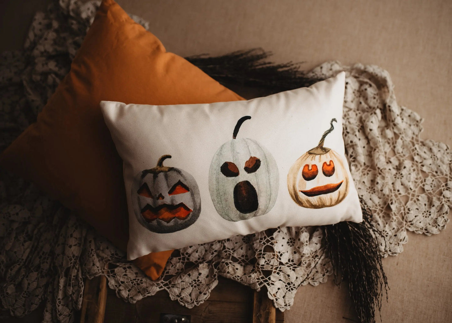 Primitive Pumpkin Decor Throw Pillow