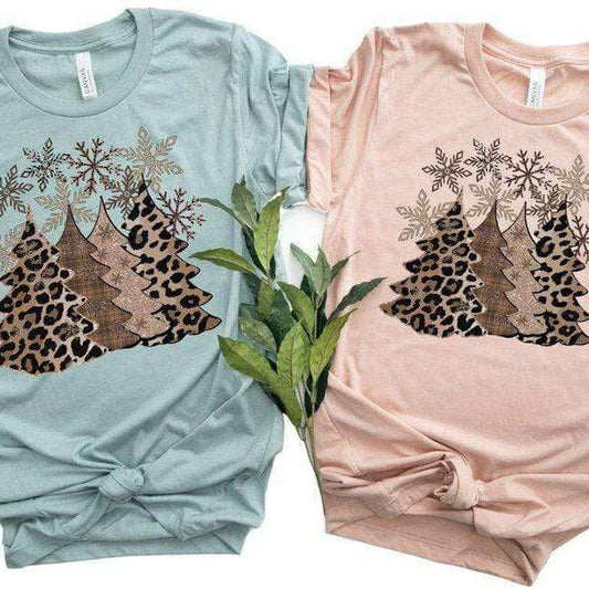 Snowflakes & Leopard Christmas Tree's T-shirt