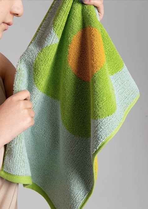 Cute Whimsical Sunflower Bath Towel - Ultra Soft & Absorbent Staple Cotton by INSPECIAL HOME