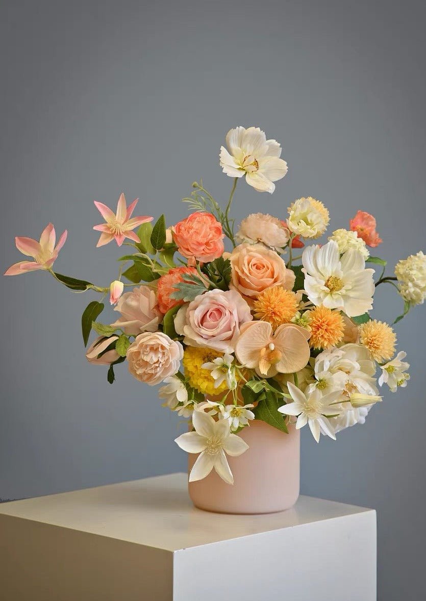 Contemporary Decorative Blooming Vase - Whimsical Eclectic Centerpiece Vases for Wedding & Dinner Party by INSPECIAL HOME