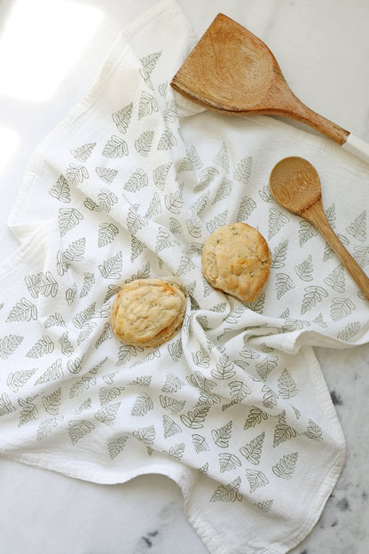 Fern Fronds Pattern Tea Towel Set of 2 by Jubilee Trading Company