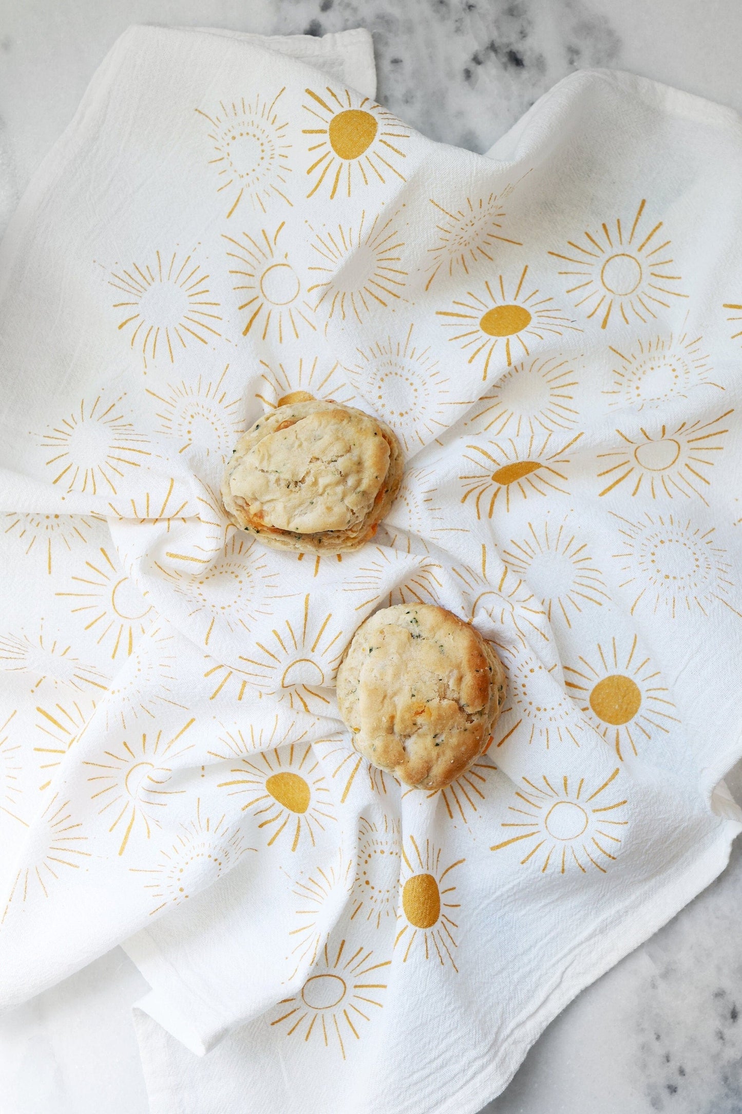 Sundance Pattern Tea Towel by Jubilee Trading Company