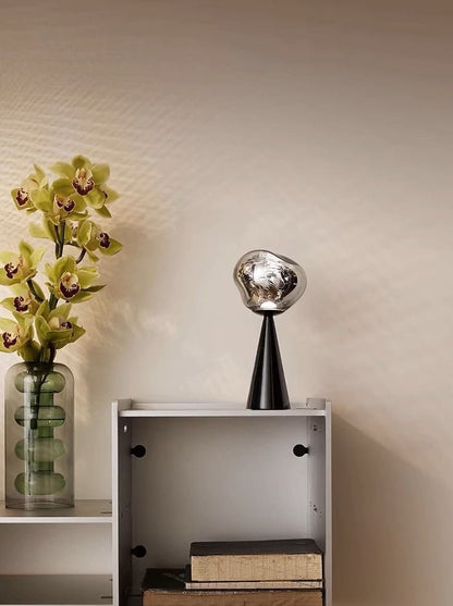 Melt Portable Dimmable LED Table Lamp – Modern Nordic Bedside Light