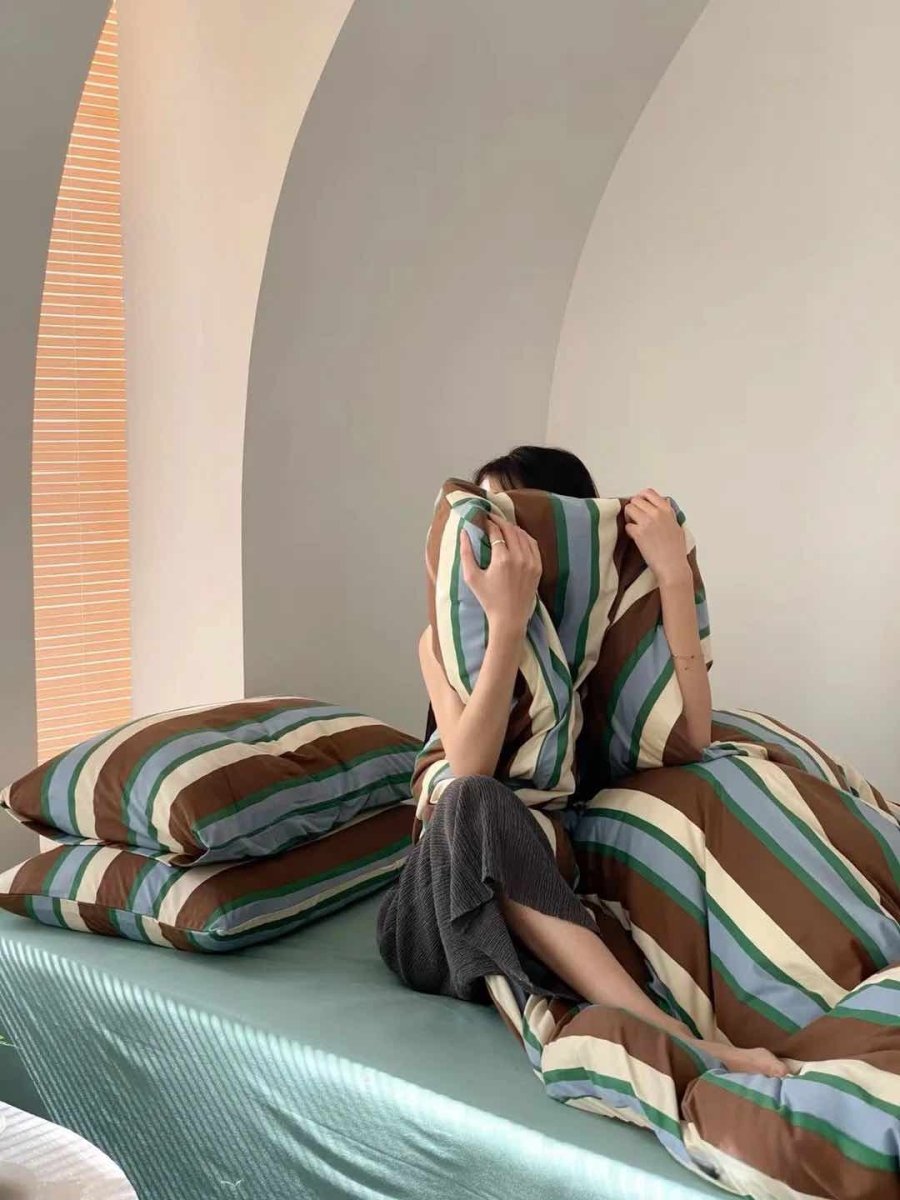 Retro Earth Tone Stripe Duvet Cover Set – 100% Cotton with Pillowcases