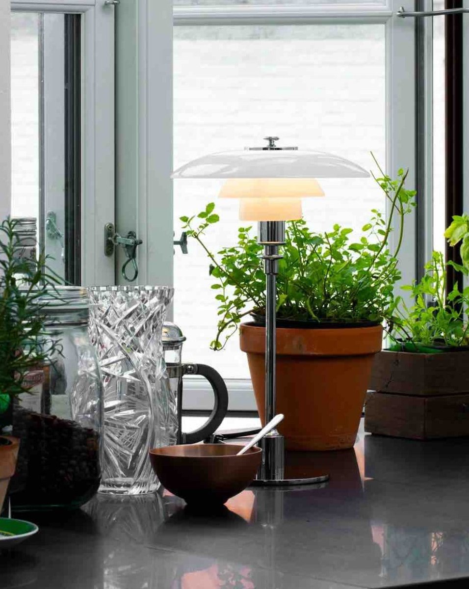 Retro Three-Shade Dimmable Table Lamp – PH 2/1 Inspired Soft Glow Light