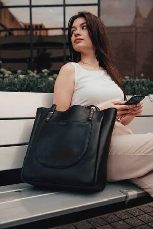 The Classic Leather Tote